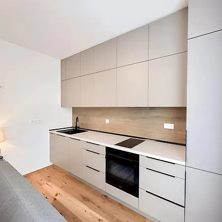 Real Living By Refa - Modern Haven 1209 Appartement